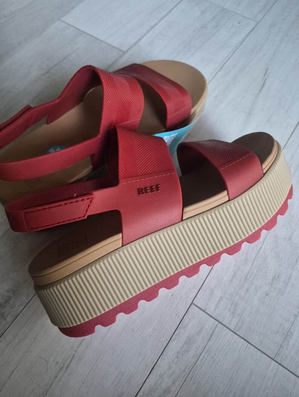 REEF NEW Water Vista Higher Sandals - Picture 4 of 9